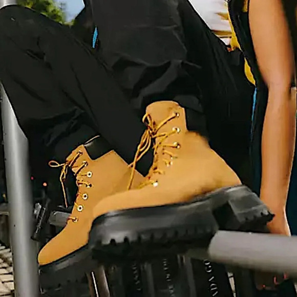 Timberland Sky 6 inch Lace Up Boots Leather Wheat Nubuck NEW NWT​​ - Picture 4 of 11